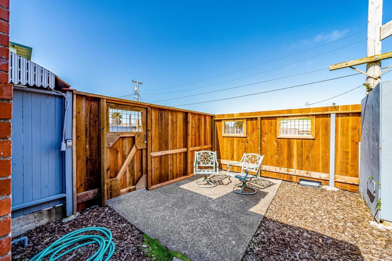 Allegra'S Cottage Eureka Luaran gambar